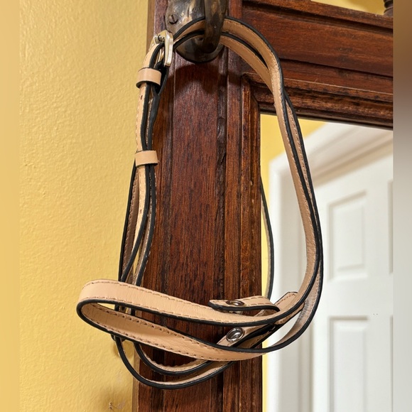 Guess Pink Satchel with Beige Handles - Picture 9 of 9